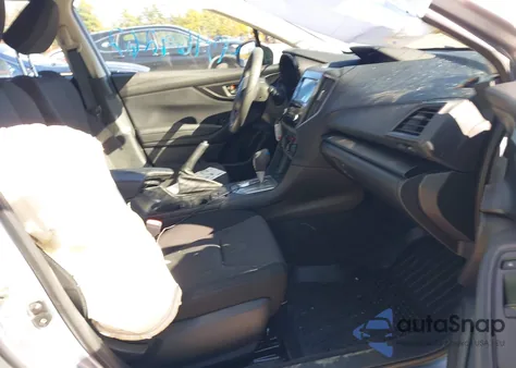 2020 Subaru Impreza 5-Door z USA, uszkodzony, nr VIN 4S3GTAB6XL3713696